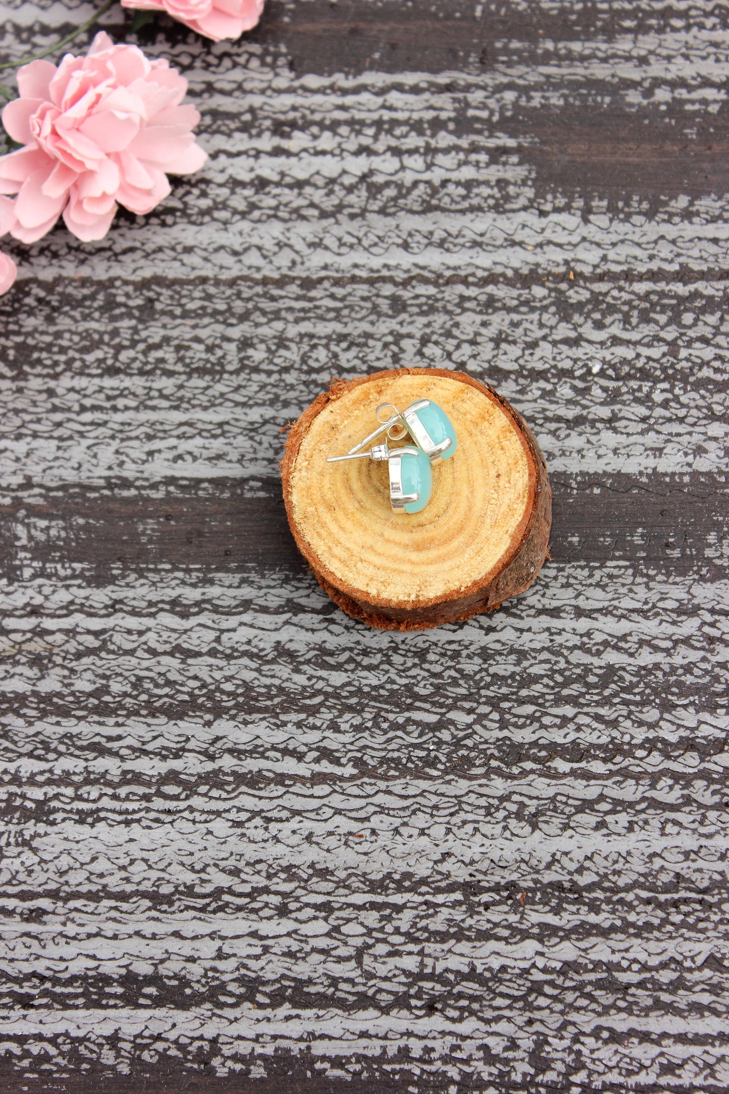 Peruvian Chalcedony Oval Earrings