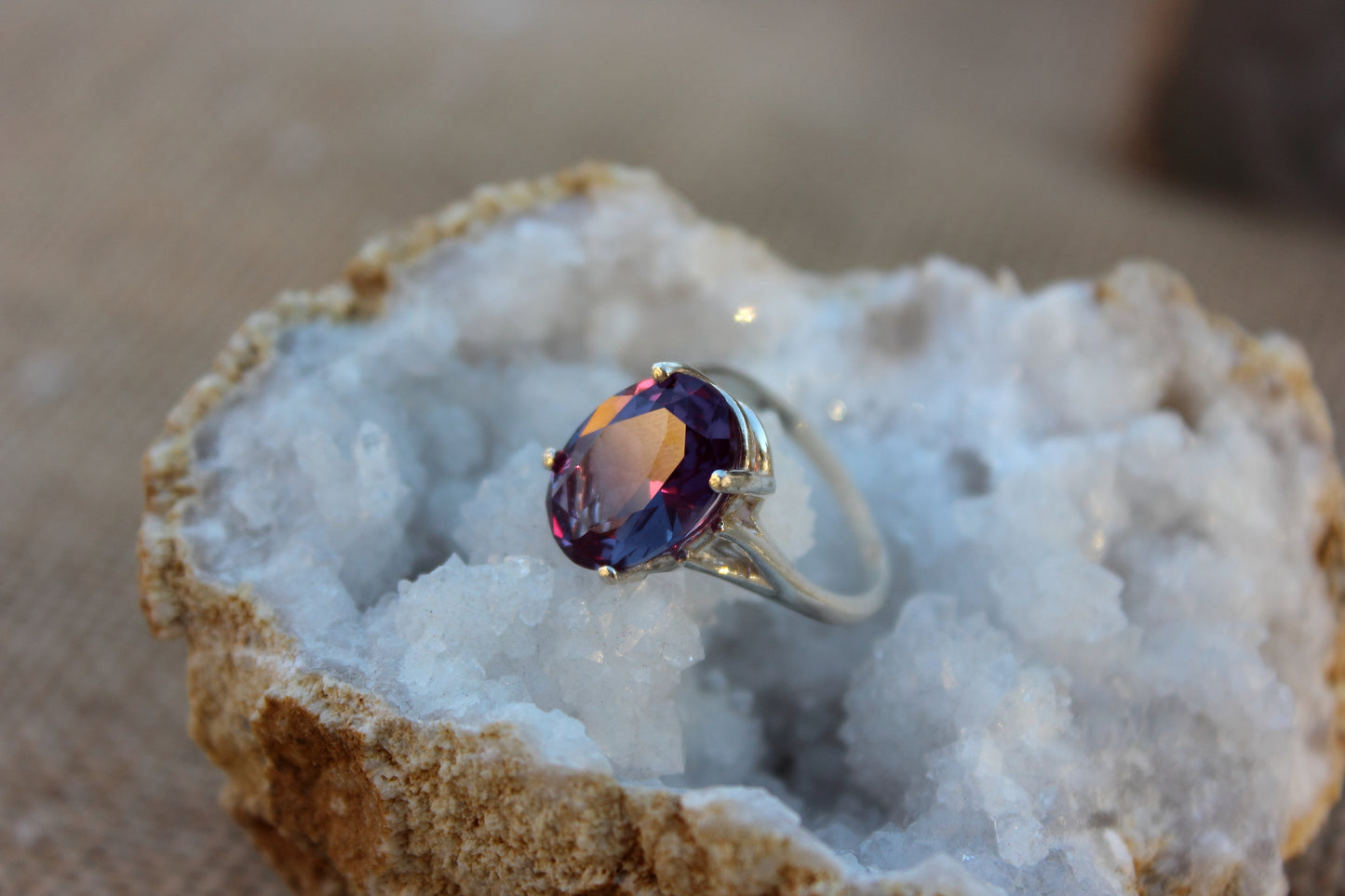 Quartz Oval Ring