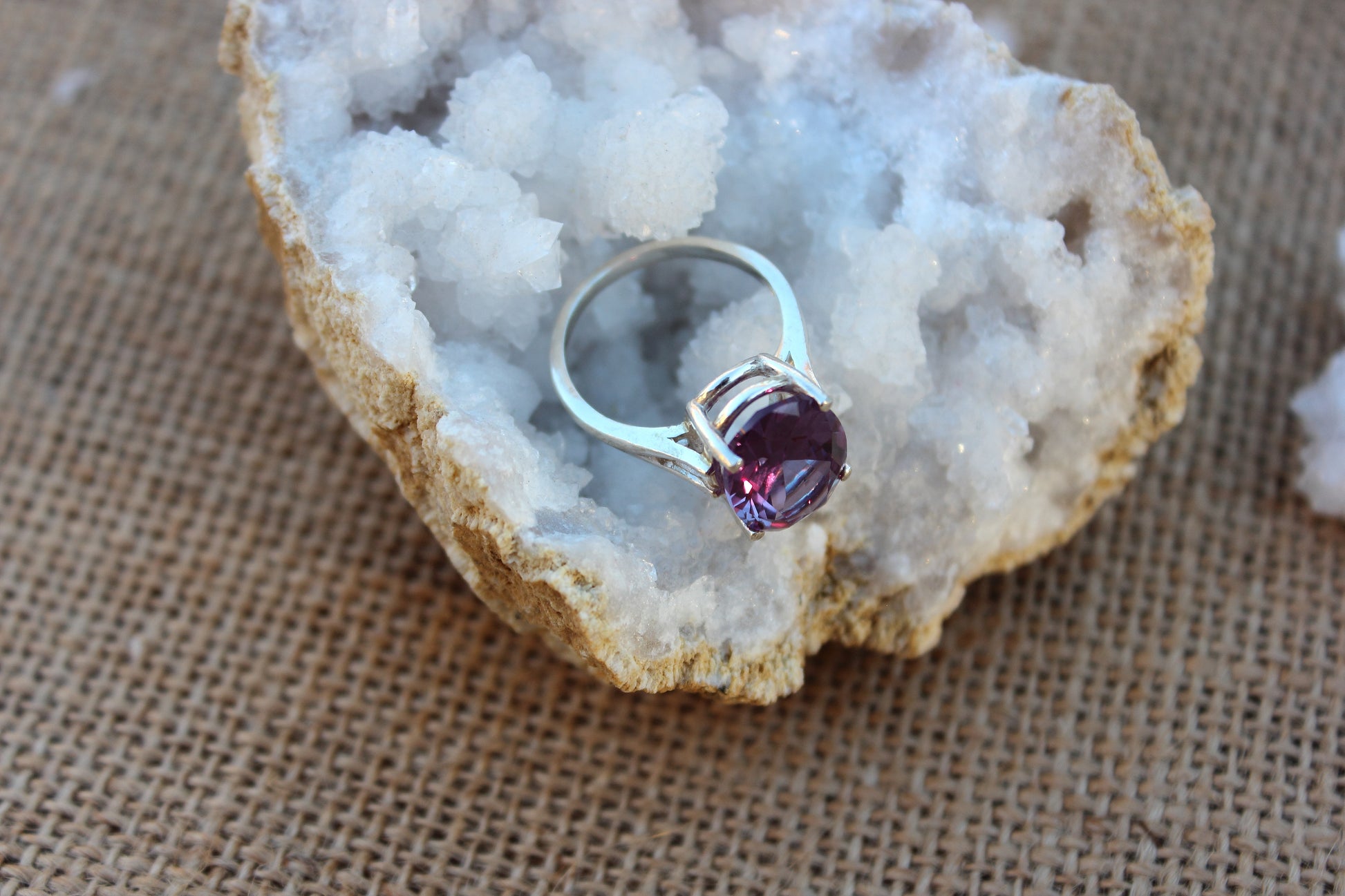 Quartz Oval Ring