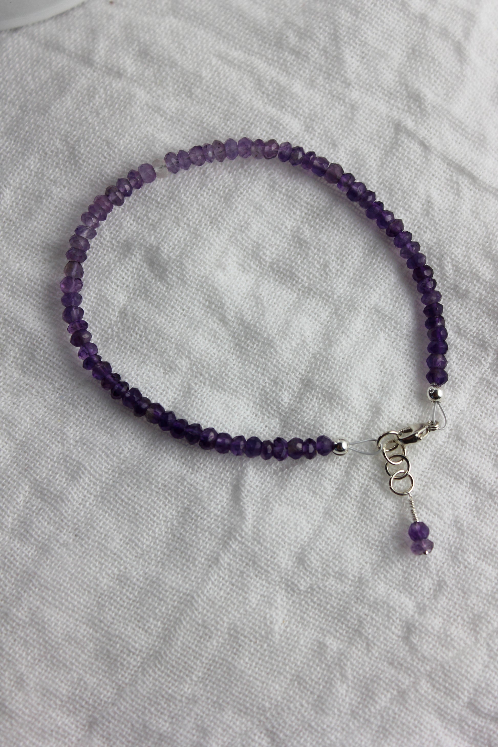 Shaded amethyst faceted bracelet